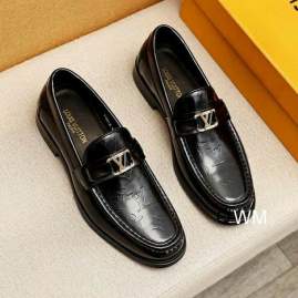 Picture of Louis Vuitton Shoes _SKULVsz38-45WM082213278